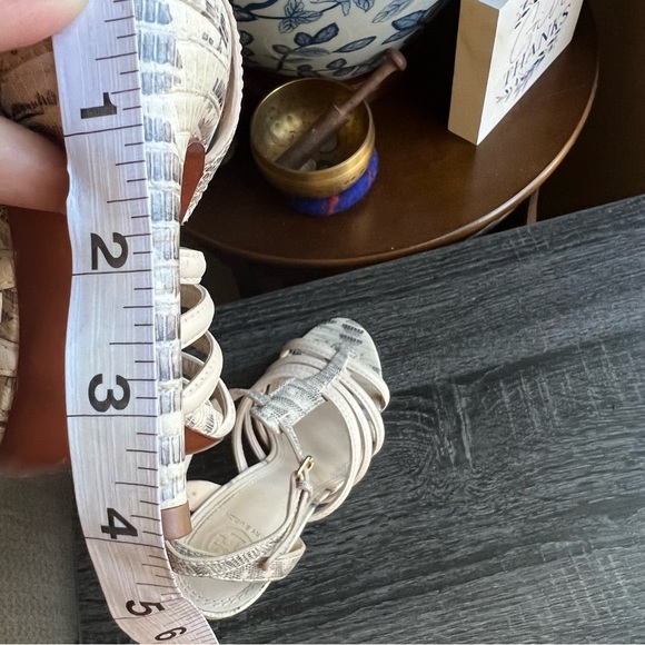 Tory Burch Charlene Strappy Leather Ankle Heels US7! Excellent Condition! - Picture 9 of 9